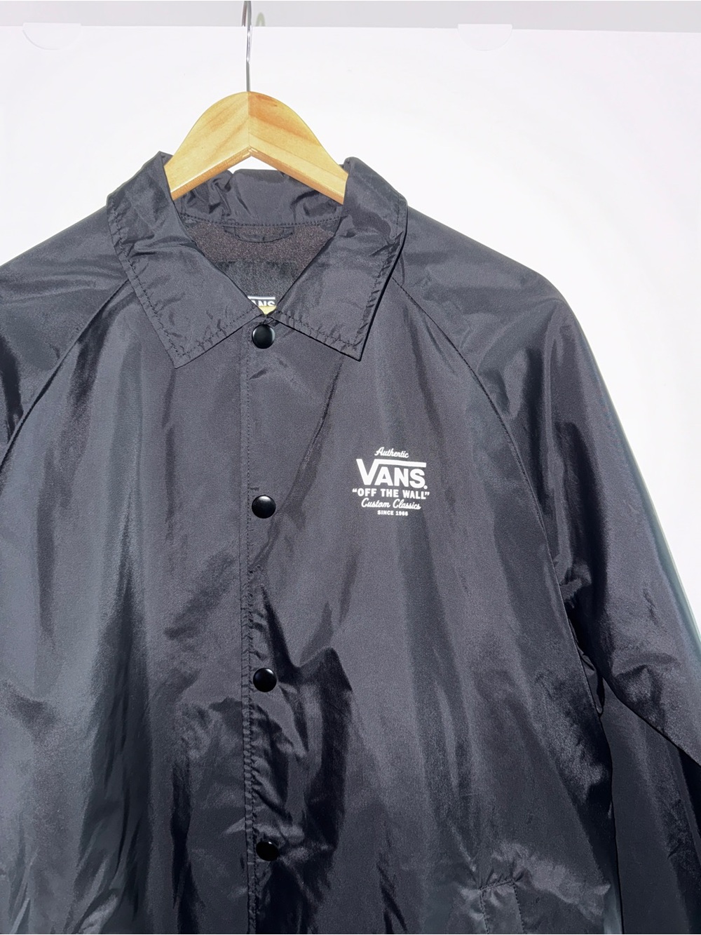 Vans ‘Torrey’ Black Windbreaker